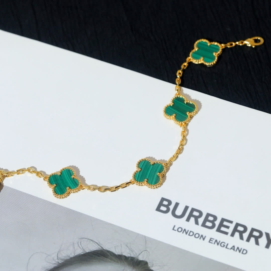 Van Cleef & Arpels Vintage Alhambra Gold Bracelet with Malachite